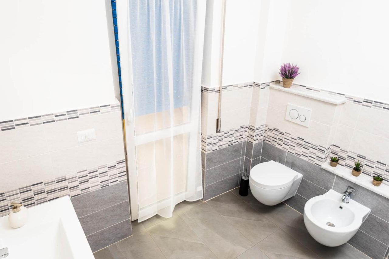 La Casa Del Poeta Hotell Porto Torres Eksteriør bilde