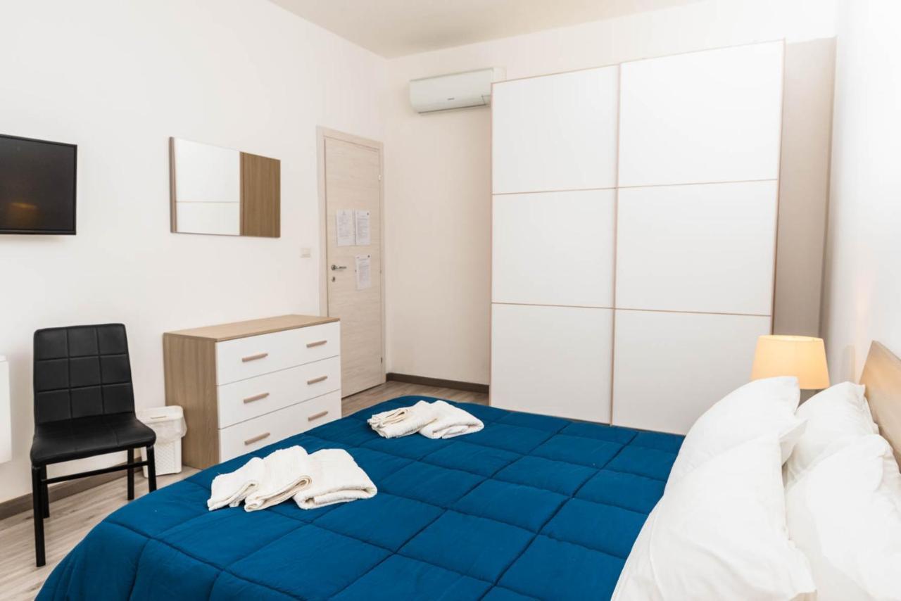 La Casa Del Poeta Hotell Porto Torres Eksteriør bilde