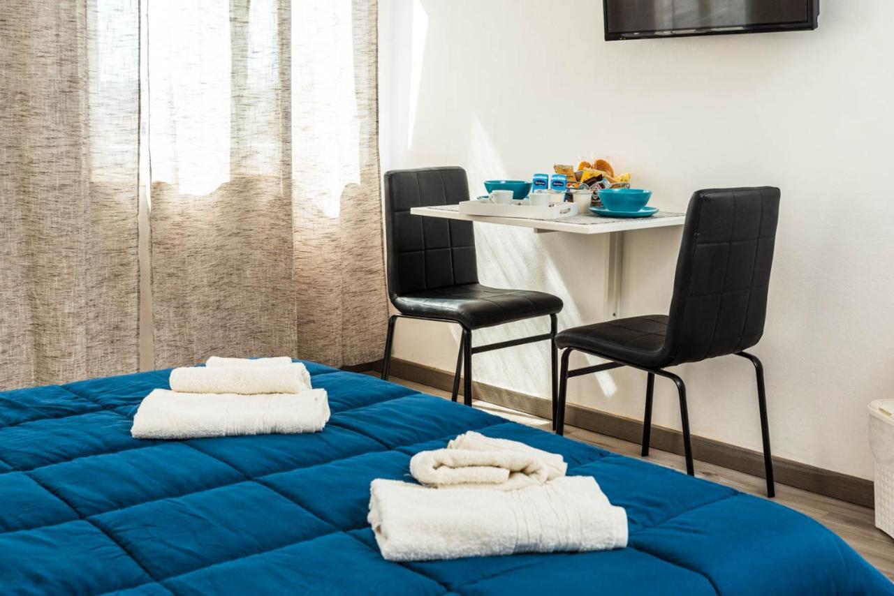 La Casa Del Poeta Hotell Porto Torres Eksteriør bilde